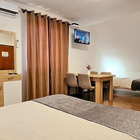 Guest House Lisina Poljanak Luaran gambar