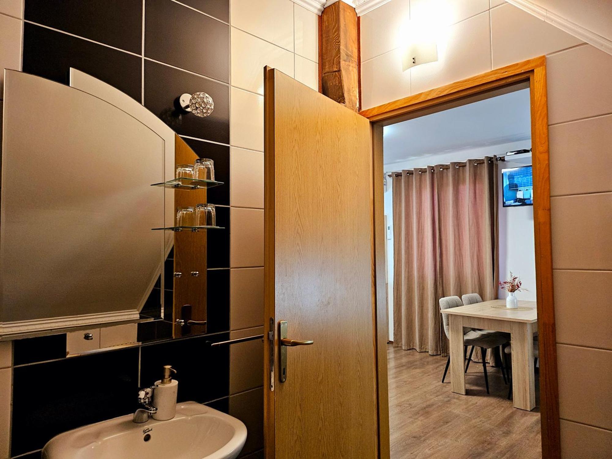 Guest House Lisina Poljanak Luaran gambar